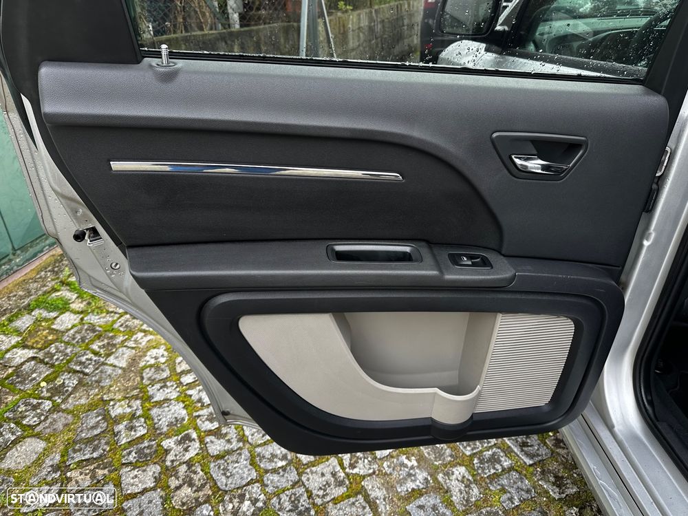 Dodge Journey 2.0 CRD SXT MTX Limited - 44