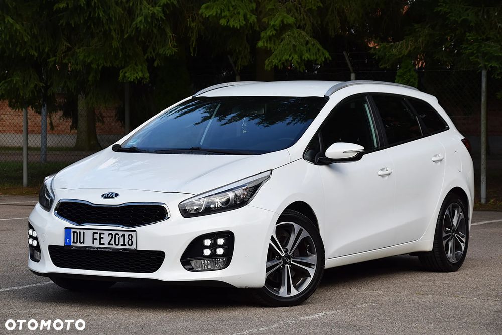 Kia Ceed 1.6 CRDi 136 DCT ISG GT Line - 9
