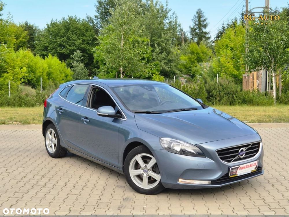 Volvo V40 - 2