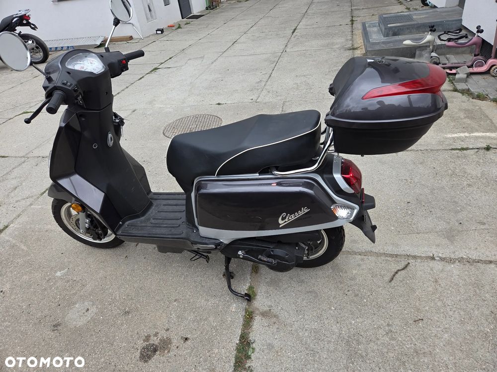 KSR Moto Classic 125 - 6