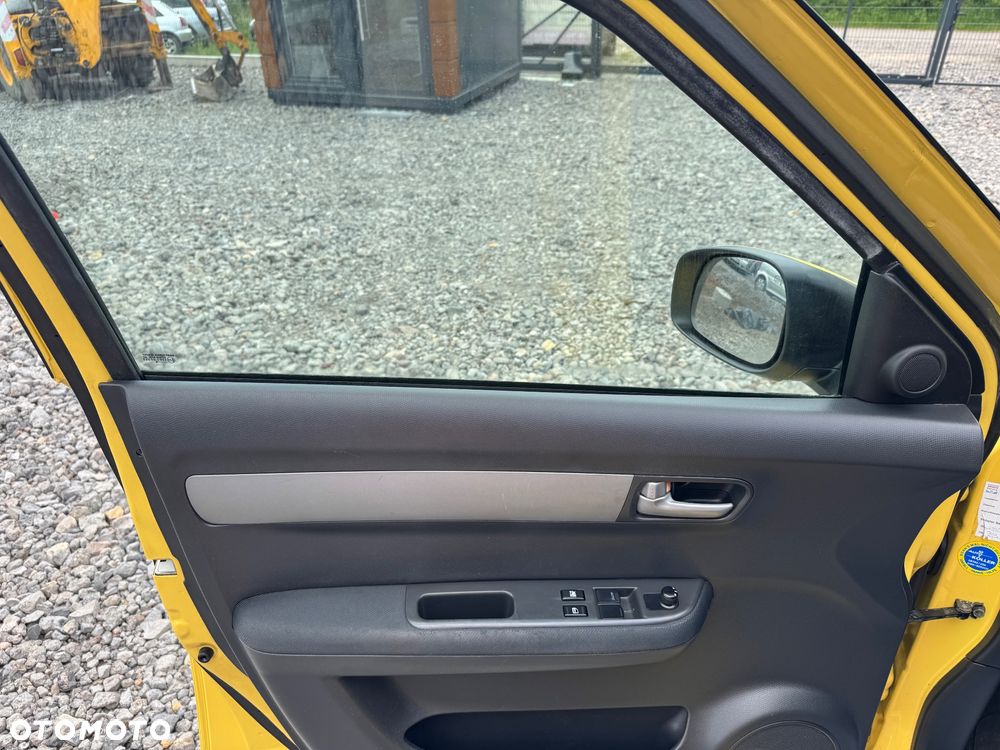 Suzuki Swift 1.3 JB Edition - 10