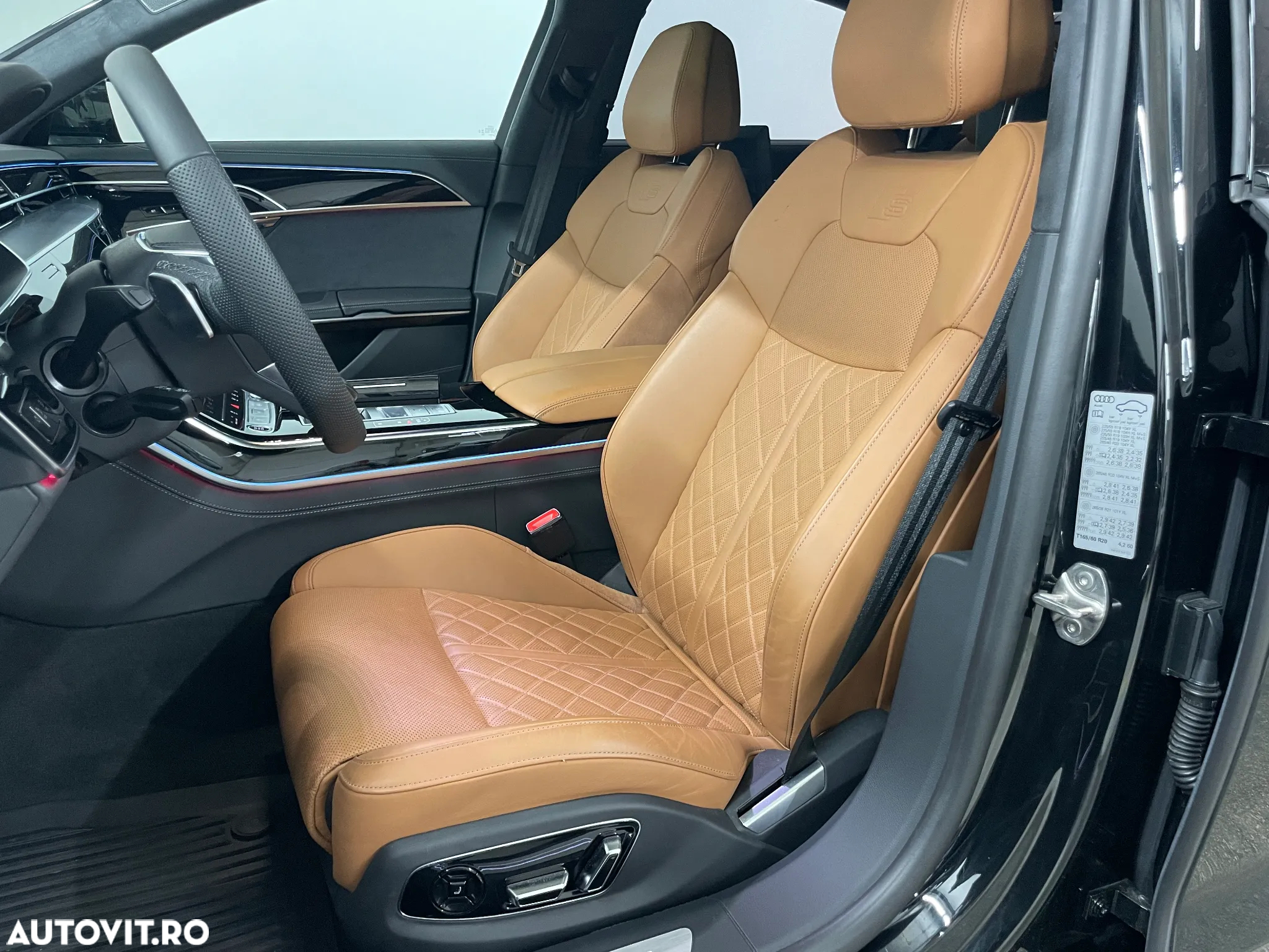 Audi A8 55 TFSI quattro Tiptronic MHEV - 16