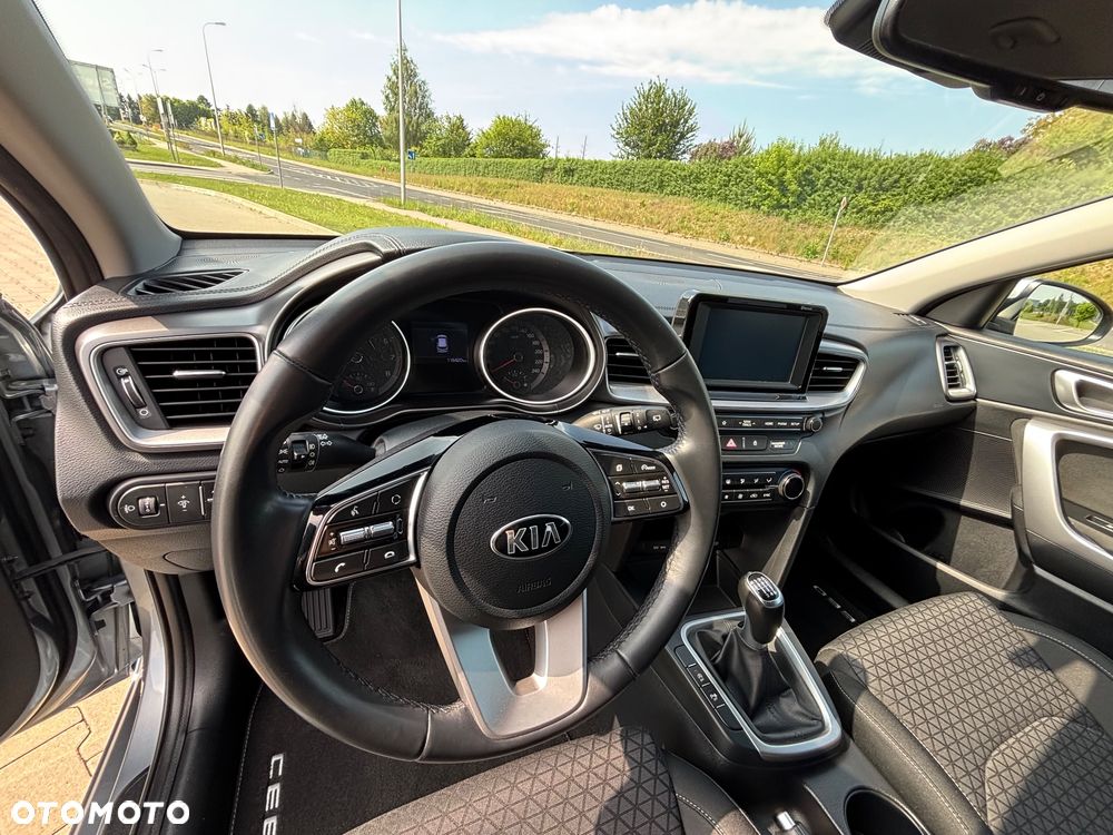 Kia Ceed 1.4 T-GDI M - 11