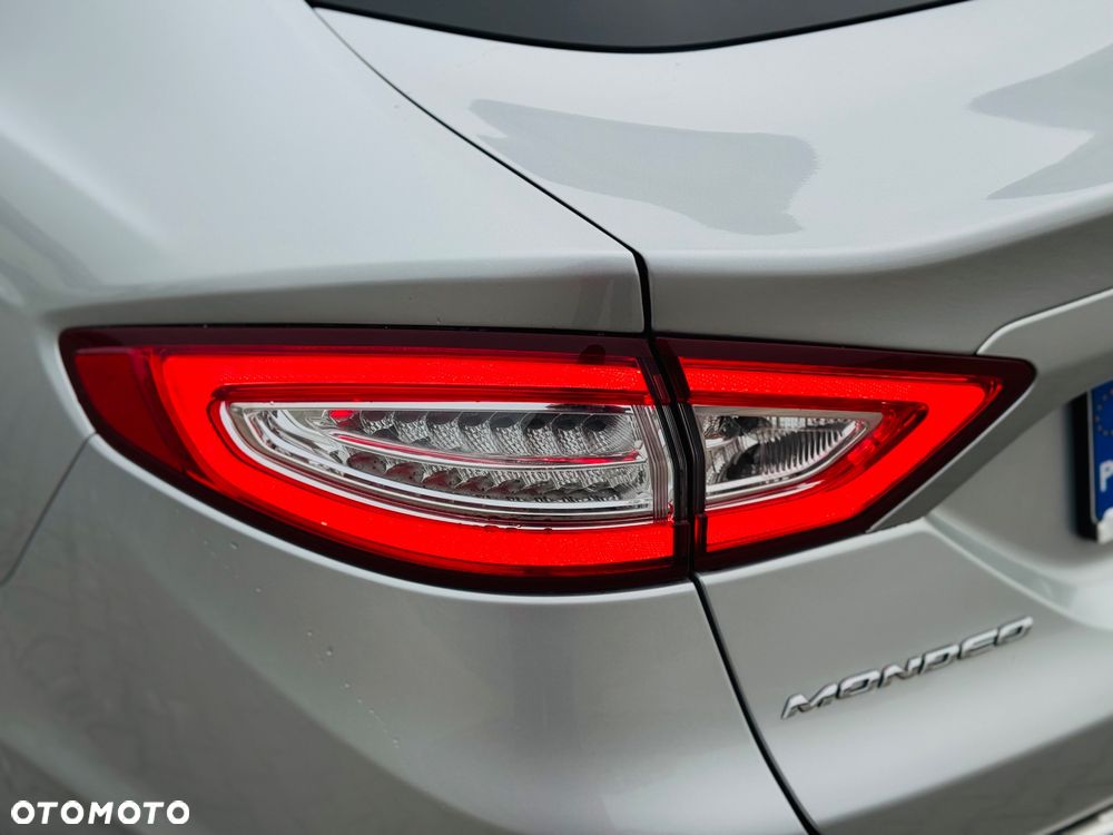 Ford Mondeo 2.0 TDCi Titanium PowerShift - 23