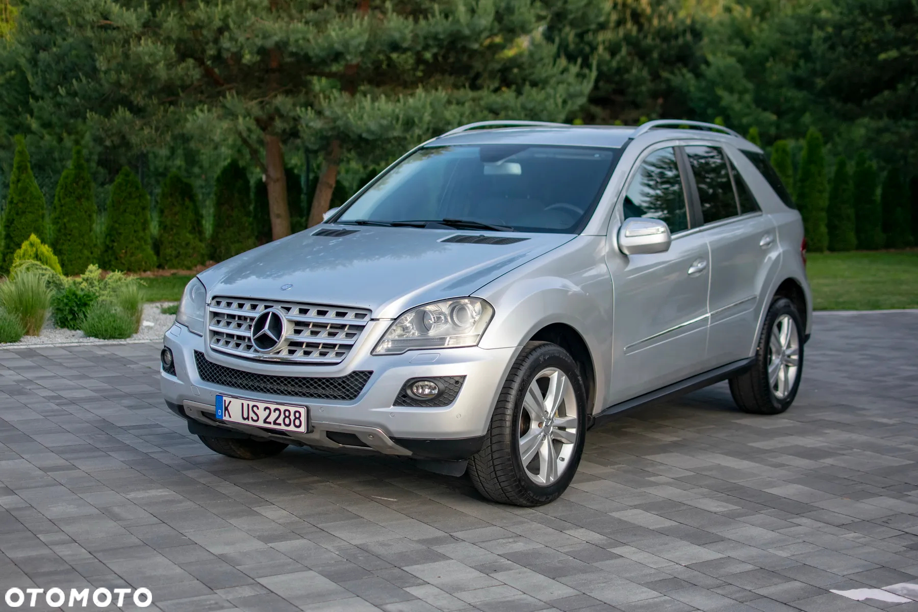 Mercedes-Benz ML - 14
