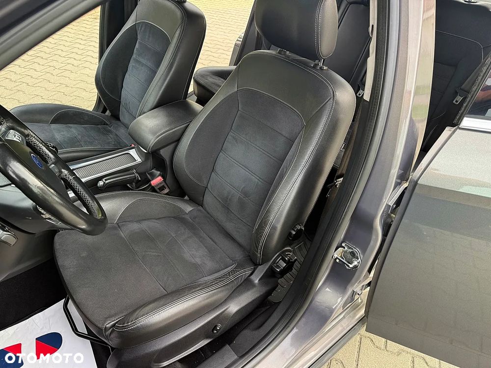 Ford Mondeo 1.6 TDCi Platinium X Plus (Titanium) - 32