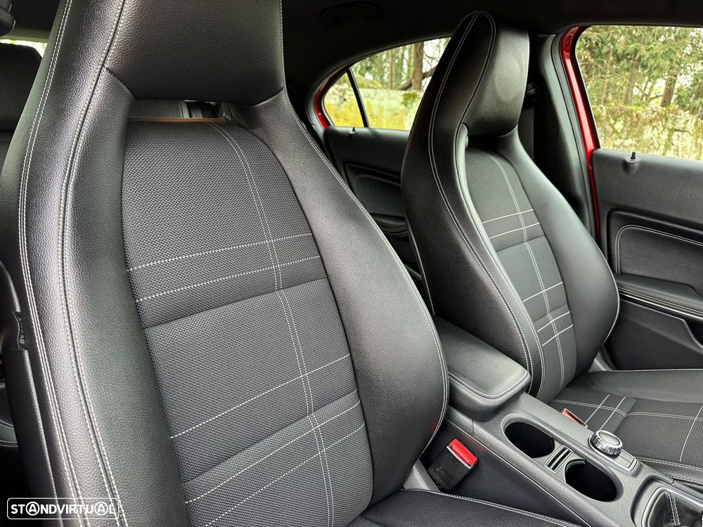 Mercedes-Benz A 180 d Urban - 23