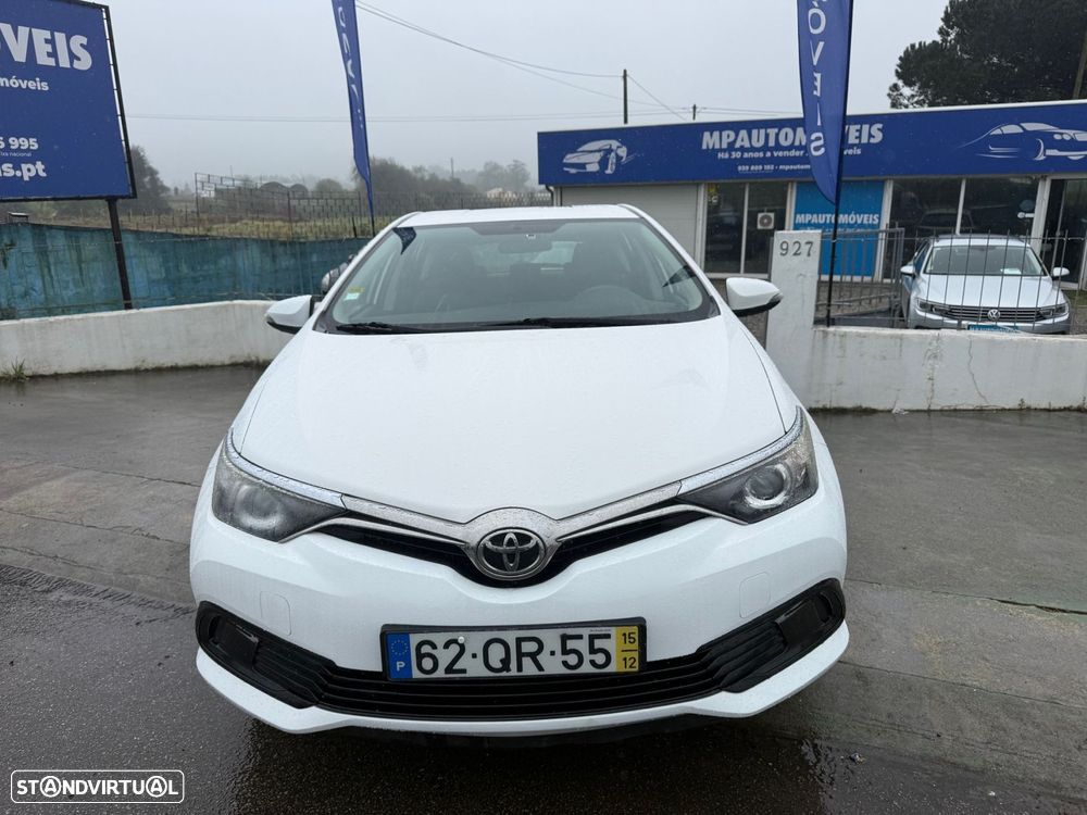 Toyota Auris - 2