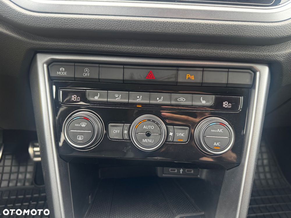 Volkswagen T-Roc 1.5 TSI OPF ACTIVE - 18