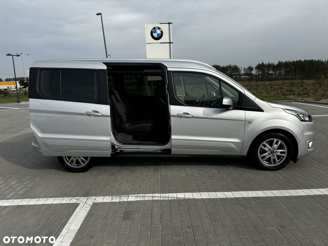 Ford Tourneo Connect Grand - 11