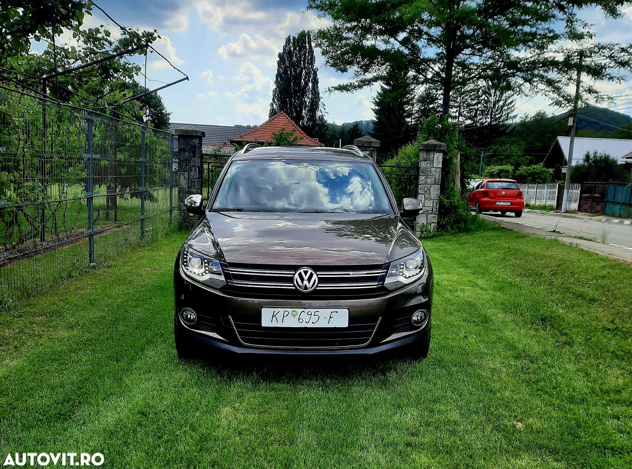 Volkswagen Tiguan 2.0 TDI 4Motion DSG Sport & Style - 1