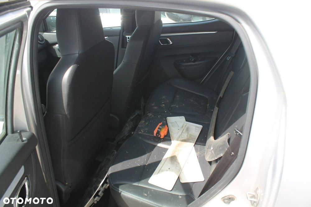 Dacia Spring - 6