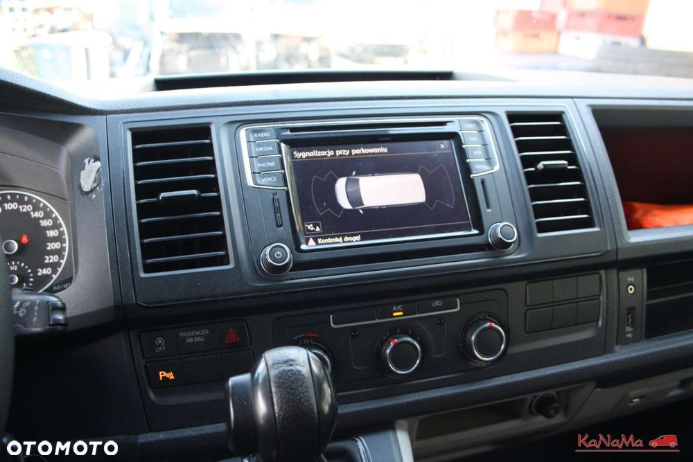 Volkswagen Transporter - 8