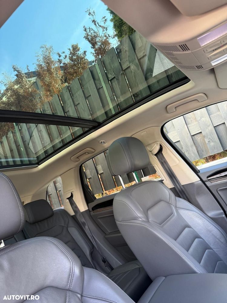 Volkswagen Touareg 3.0 V6 e-Hybrid 4Motion Aut. Atmosphere - 2