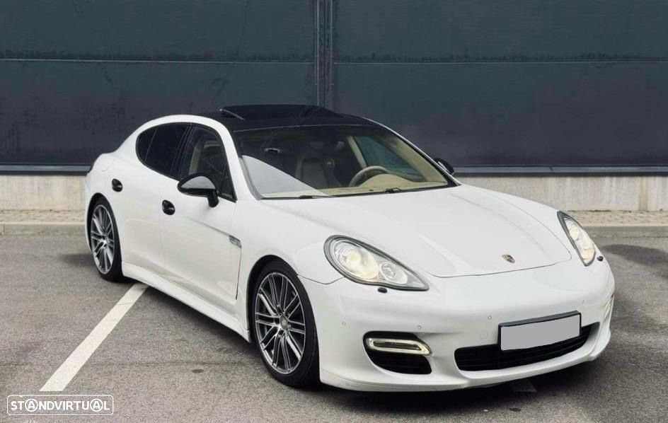 Porsche Panamera 4 PDK Platinum Edition - 1