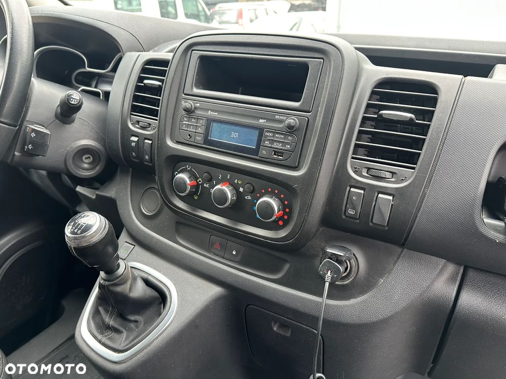 Renault Trafic - 8