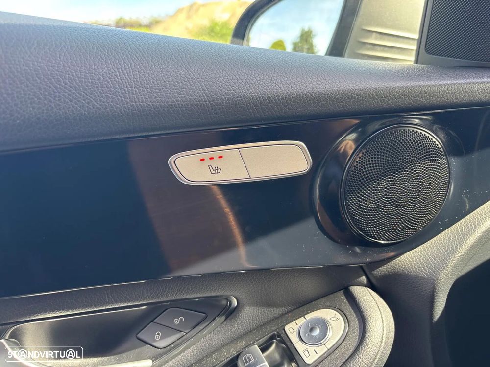Mercedes-Benz GLC 300 e 4Matic - 29