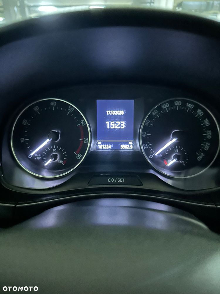 Skoda Fabia - 12