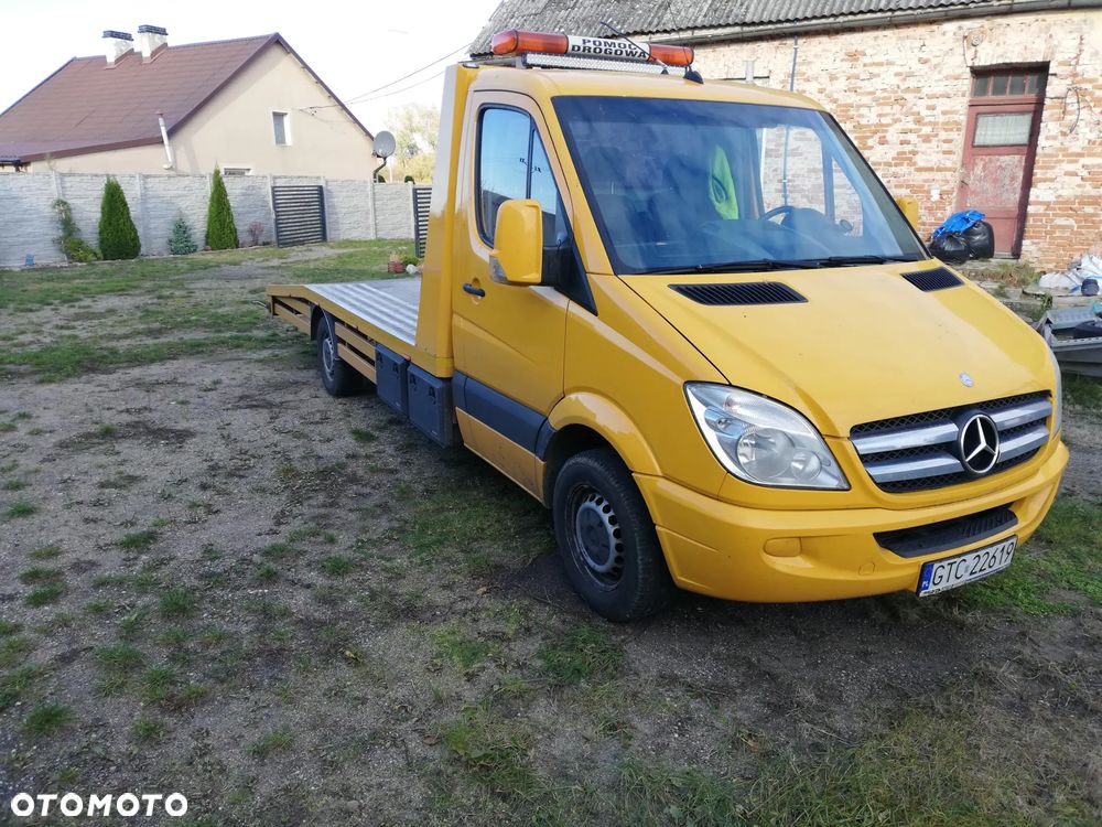 Mercedes-Benz Sprinter 319 - 2