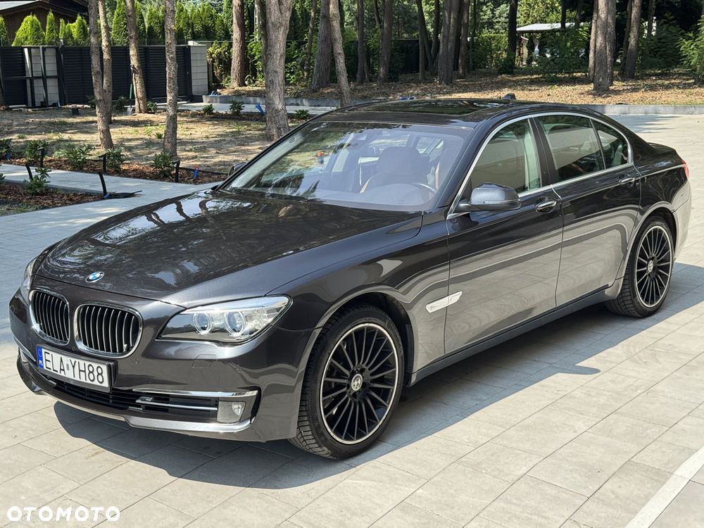 BMW Seria 7 740d xDrive Edition Exclusive - 3