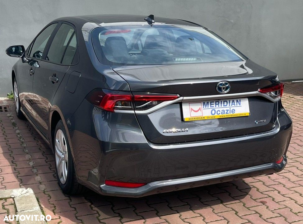 Toyota Corolla - 4