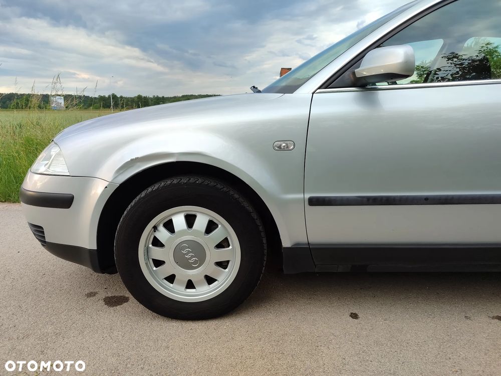 Volkswagen Passat 1.6 - 9