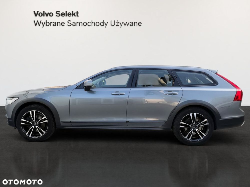 Volvo V90 Cross Country - 5