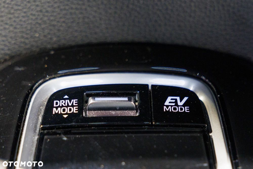 Toyota Corolla 1.8 Hybrid Style - 29