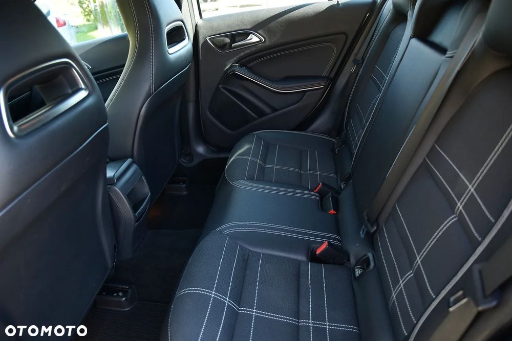 Mercedes-Benz Klasa A 180 StreetStyle - 22