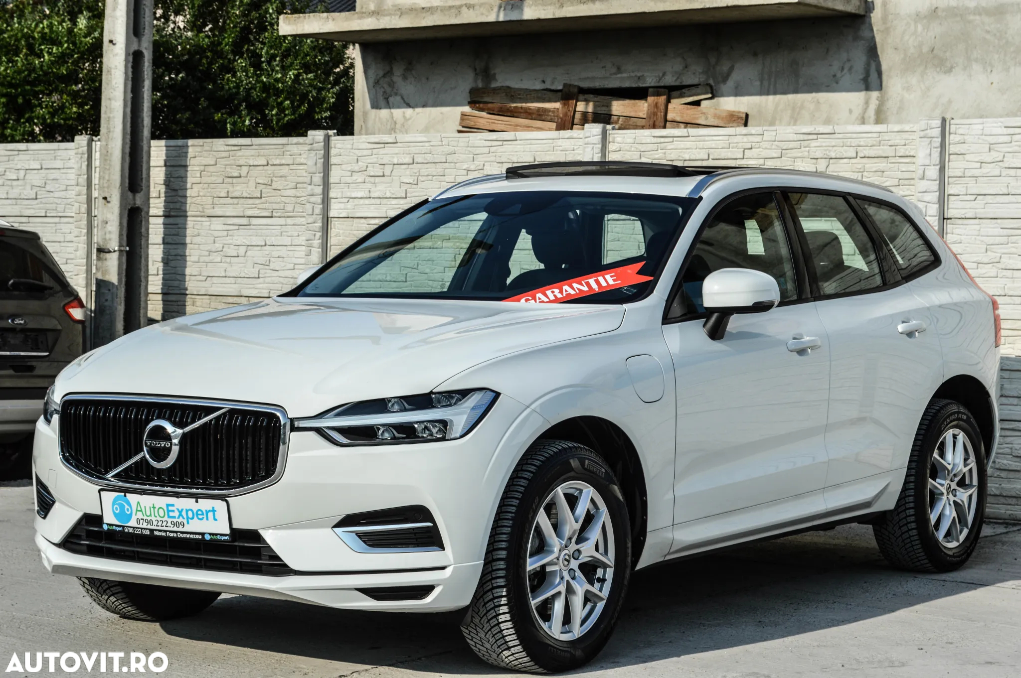 Volvo XC 60 T8 Twin Engine AWD Momentum - 11