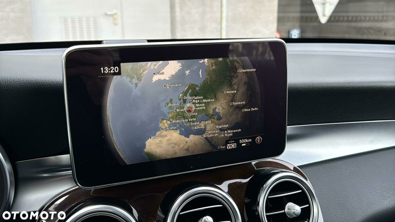 Mercedes-Benz GLC - 22