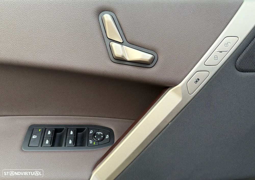 BMW iX xDrive 40 Pack Desportivo - 14