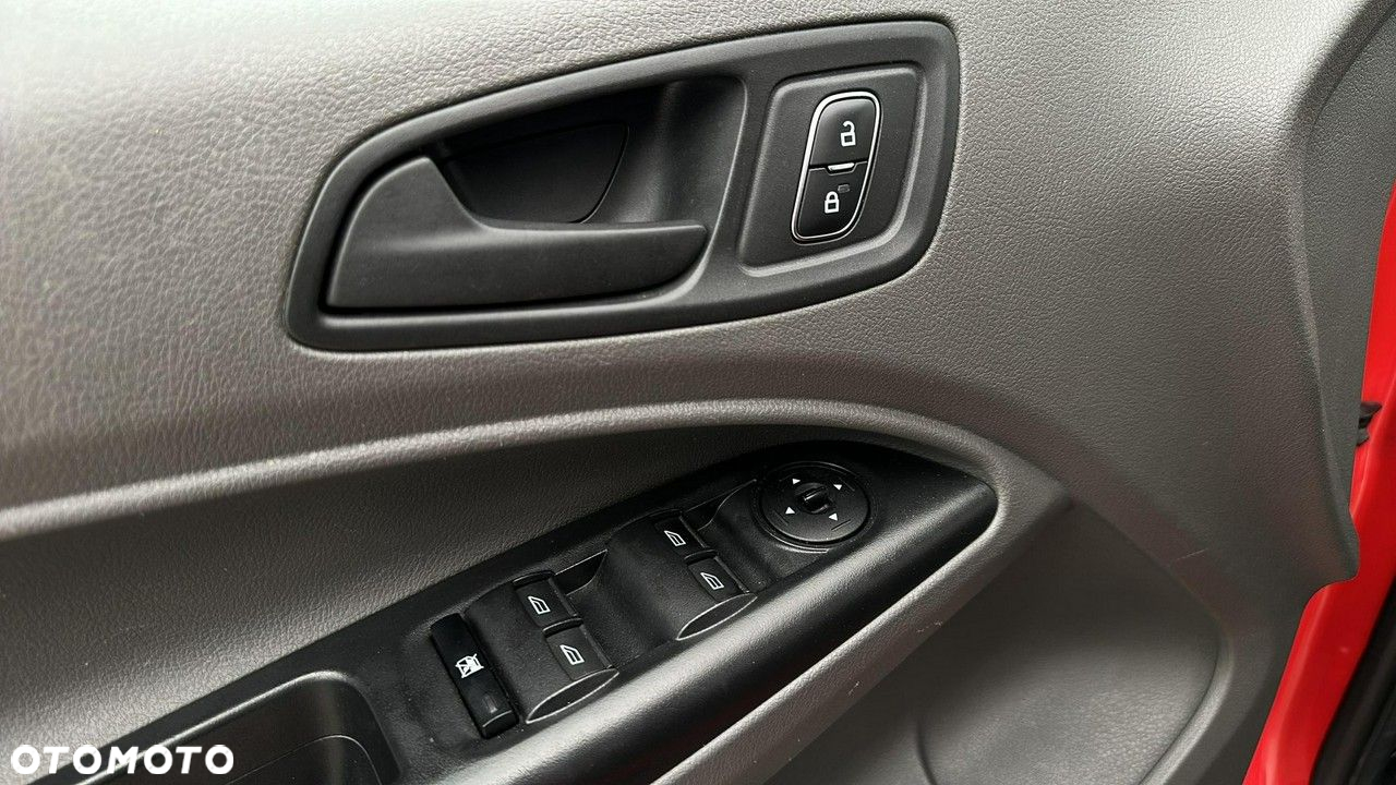 Ford Transit Connect - 13