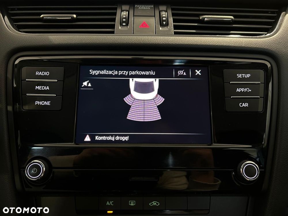 Skoda Octavia 1.6 TDI Active - 22