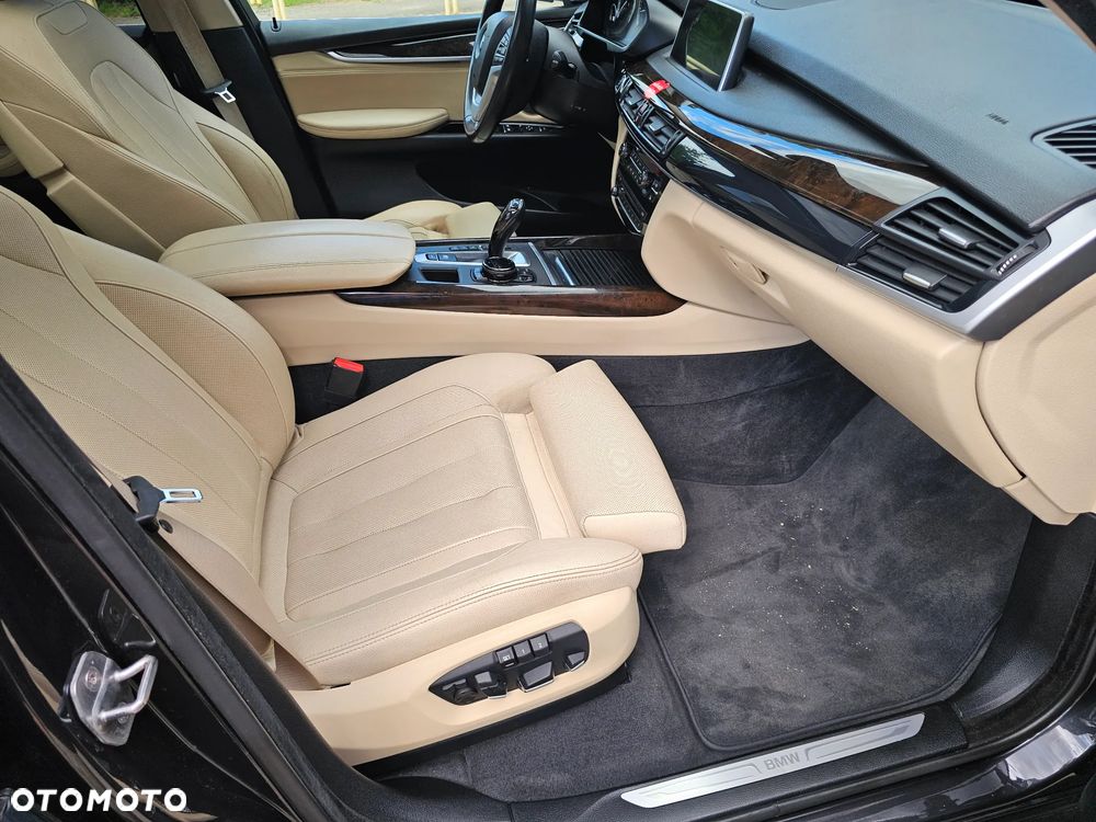 BMW X5 xDrive35i - 15