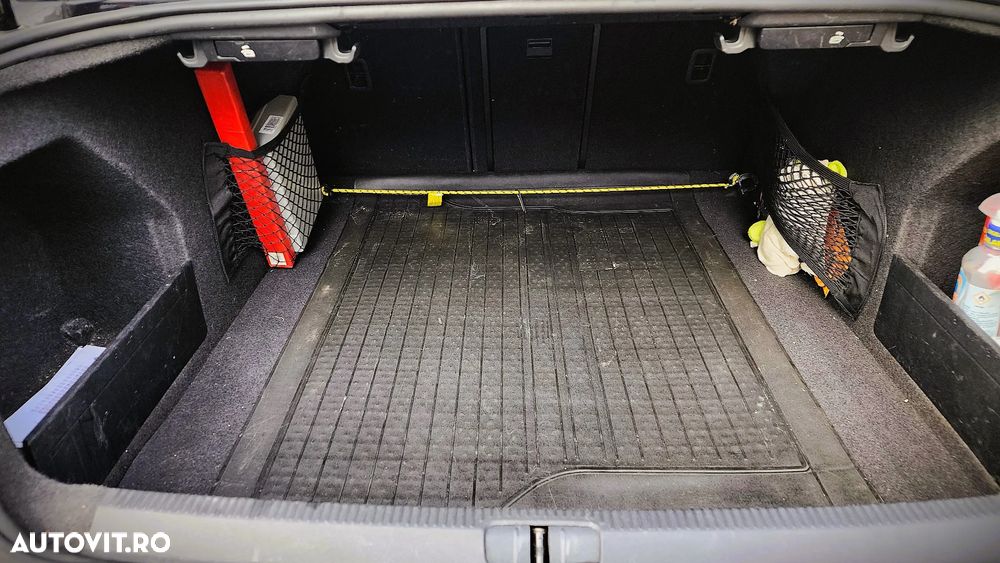 Volkswagen Passat 2.0 TDI BlueMotion Technology Comfortline - 16