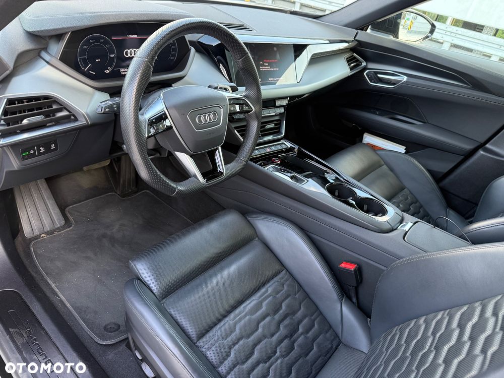 Audi e-tron GT 60 93kWh Quattro - 13