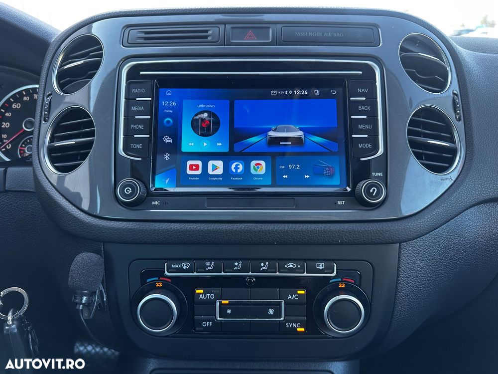 Volkswagen Tiguan 2.0 TDI 4Motion DSG Sport & Style - 29