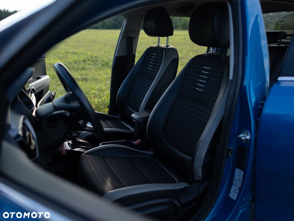 Kia Stonic 1.0 T-GDI MHEV L Business Line DCT - 11