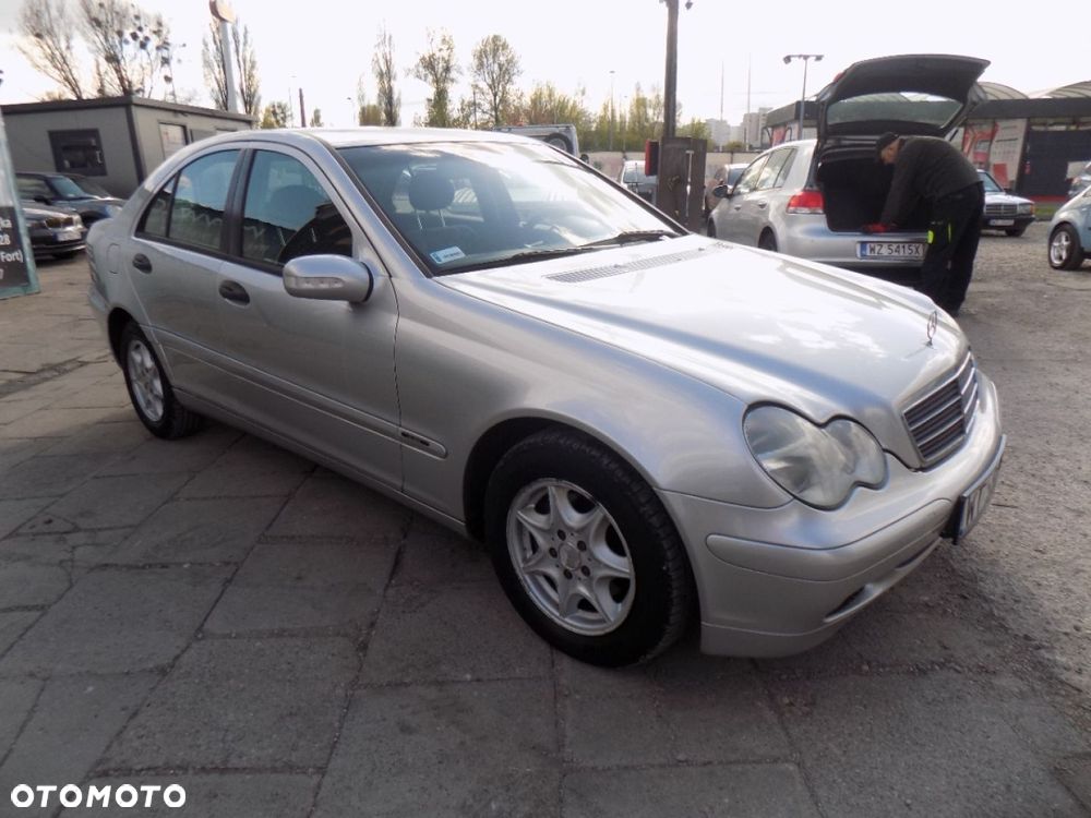 Mercedes-Benz Klasa C - 2