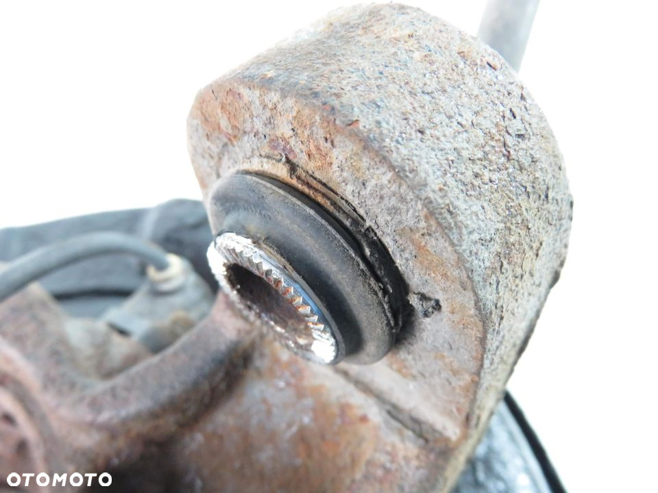 PIASTA TYLNA LEWA LEXUS RX II 3.0 VVT- i - 4