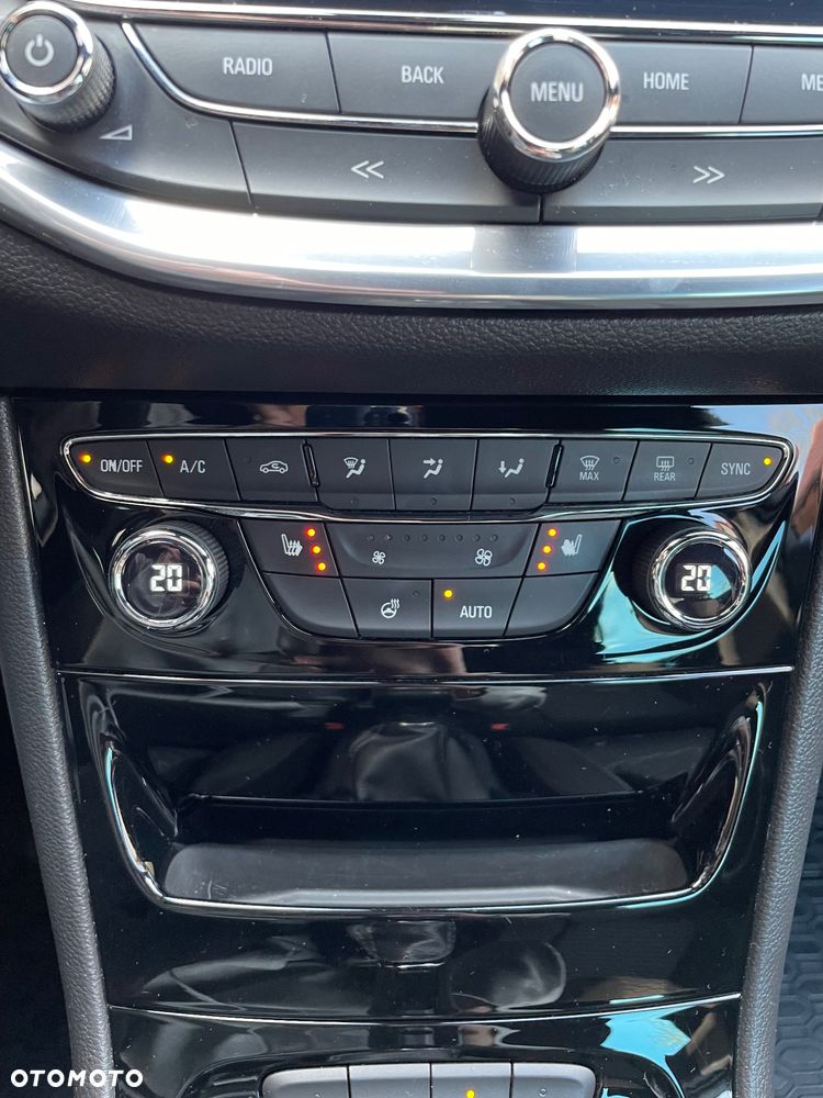 Opel Astra 1.6 D (CDTI) Start/Stop Business - 17