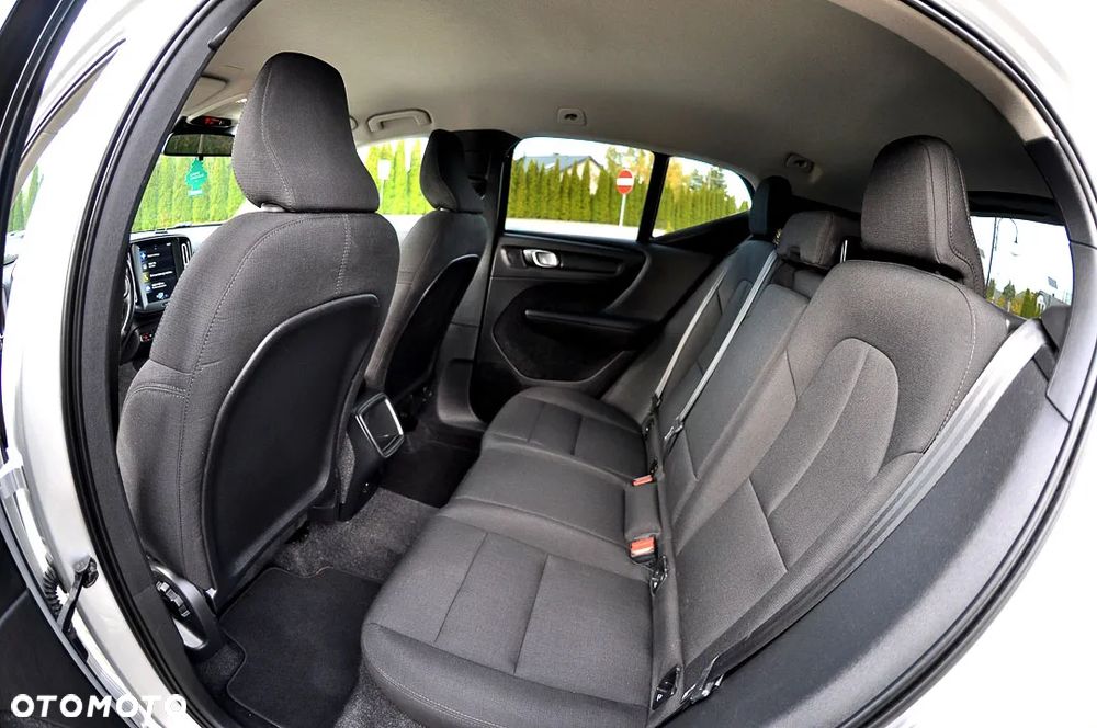 Volvo XC 40 D3 Momentum - 25