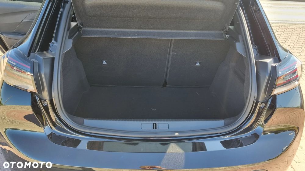 Peugeot 208 Benzin 100 Allure - 31