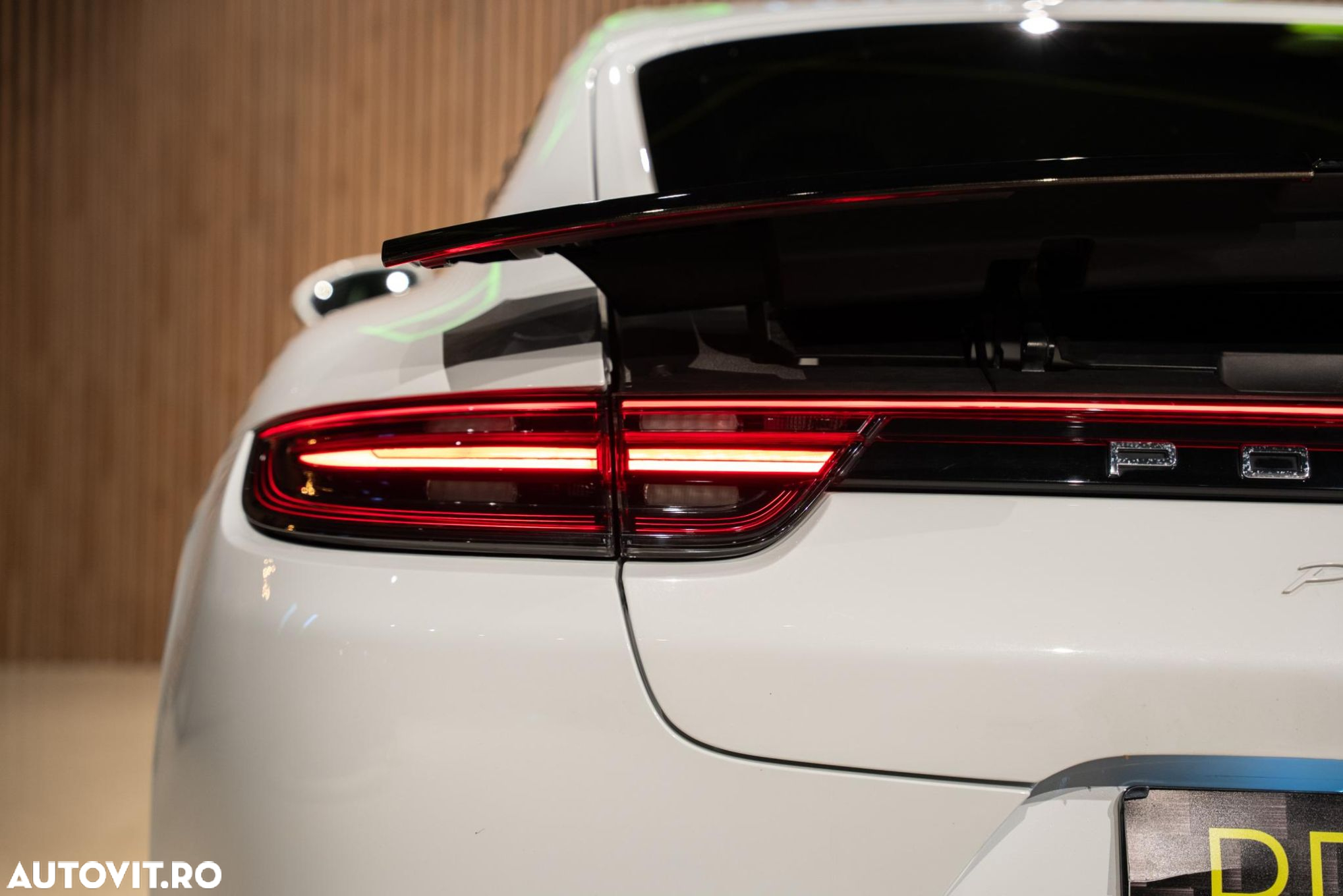 Porsche Panamera - 3