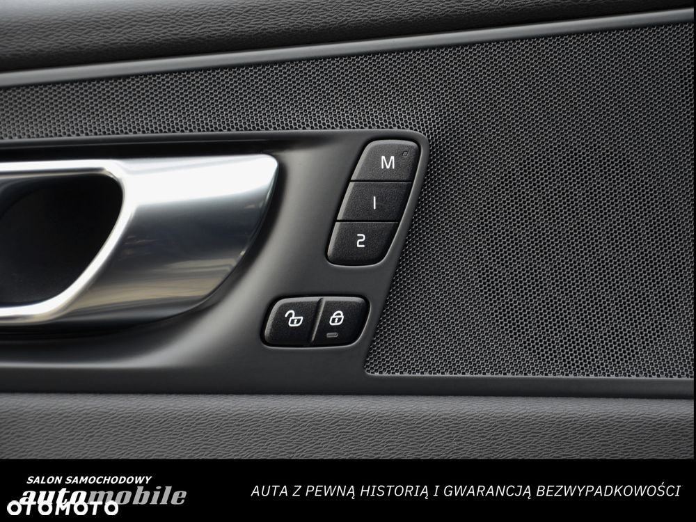 Volvo XC 60 D4 Inscription - 23