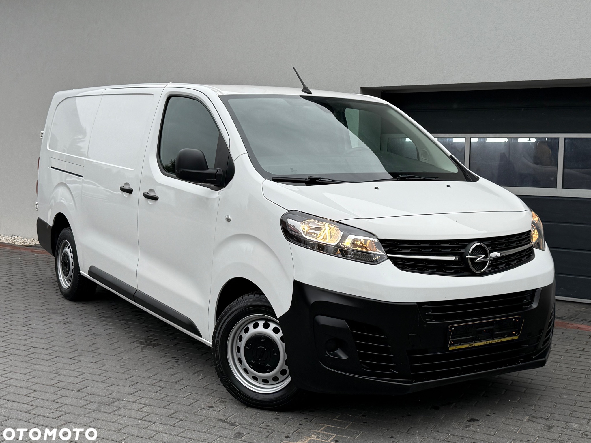 Opel Vivaro - 4