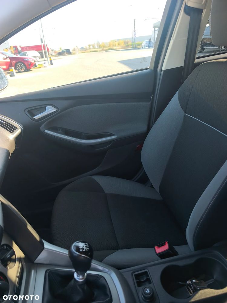 Ford Focus - 16