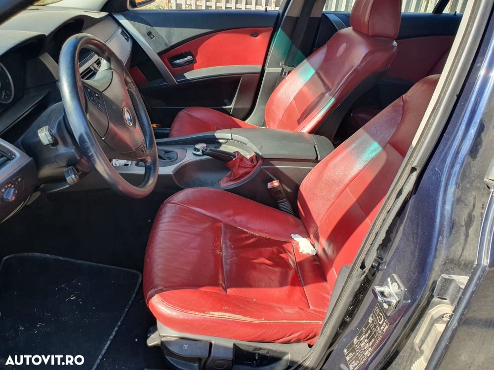 Dezmembrari  BMW 5 (E60, E61)  2003  > 2010 530 d Motorina - 3