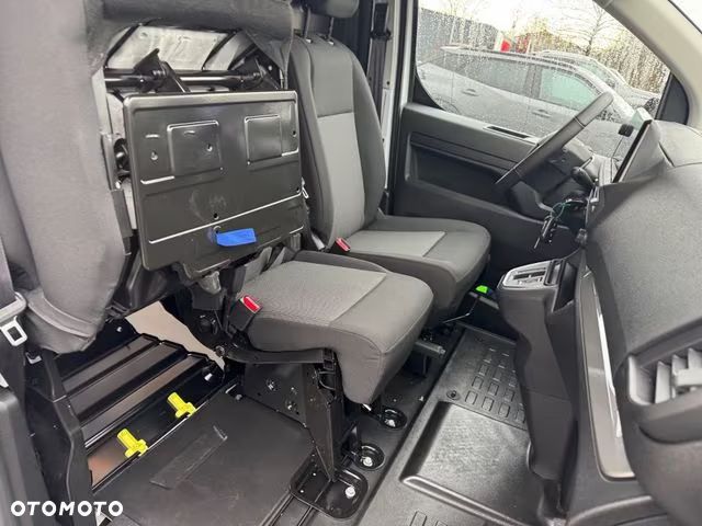 Opel Vivaro Furgon XL 150KM AT8 - 18